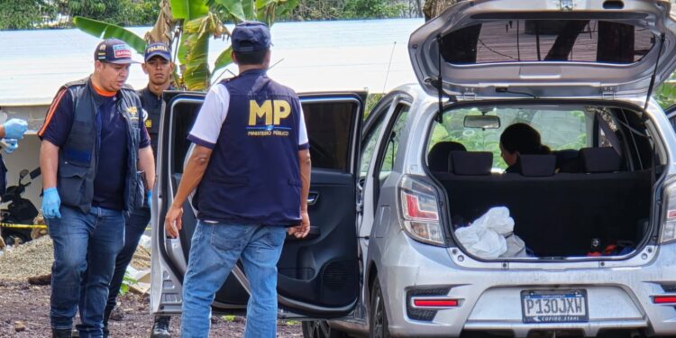 Buscan a conductor de aplicación desaparecido en Semana Santa; su vehículo fue hallado abandonado en Barberena