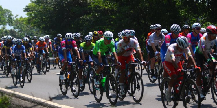 Federación de Ciclismo abre investigación por accidente en Vuelta Bantrab