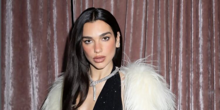 Dua Lipa demanda a Samsung por uso no autorizado de su imagen