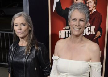 Muere Kelly Curtis, actriz de Star Trek y hermana de Jamie Lee Curtis