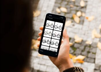 Por qué ves anuncios de lo que hablas: la verdad detrás de tu móvil