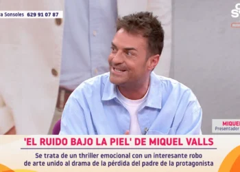Presentador televisivo debuta como novelista con historia sobre pérdida