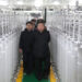 Corea del Norte exhibe nueva planta nuclear y amenaza expandir arsenal
