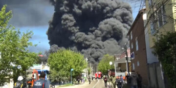 Crisis de combustible en Rusia por ataques a refinerías