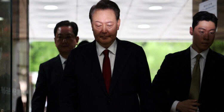 Expresidente surcoreano condenado a 30 años por envío de drones