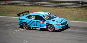 Marca china Geely lidera el campeonato mundial de turismos