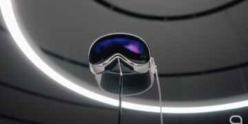 OpenAI ficha al líder del proyecto Vision Pro de Apple