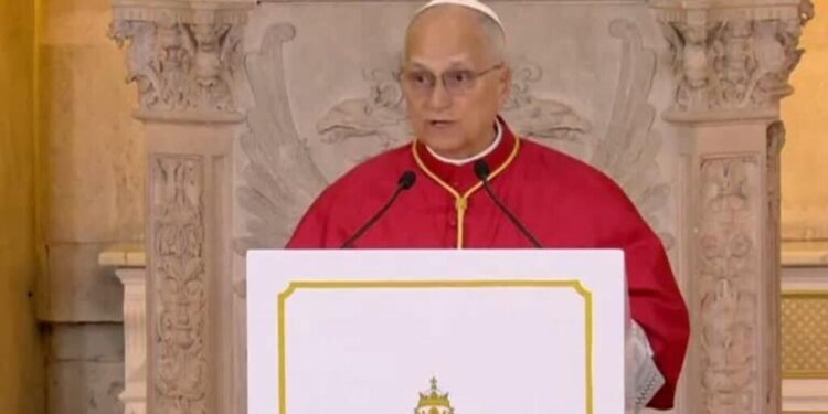 Papa León XIV pide a líderes mundiales frenar la polarización