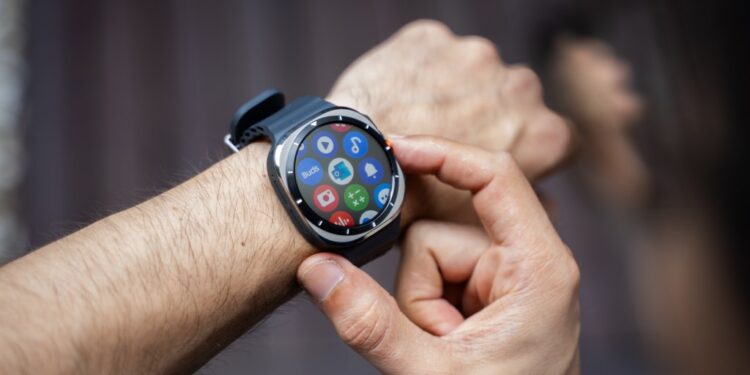 Samsung Galaxy Watch Ultra 2: batería más duradera en el horizonte