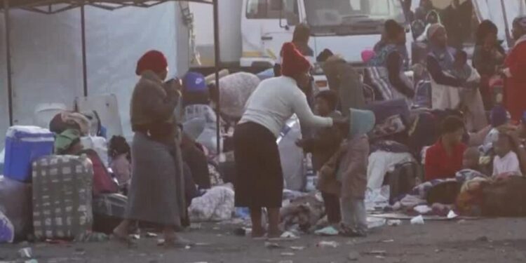 Sudáfrica enfrenta crisis migratoria por ultimátum xenófobo