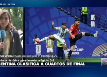 Argentina avanza a cuartos tras épica remontada ante Egipto