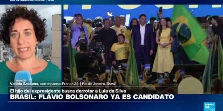 Bolsonaro hijo formaliza candidatura presidencial en Brasil