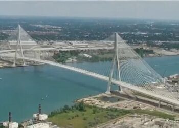 Canadá inaugura puente fronterizo sin EE.UU. por tensiones comerciales