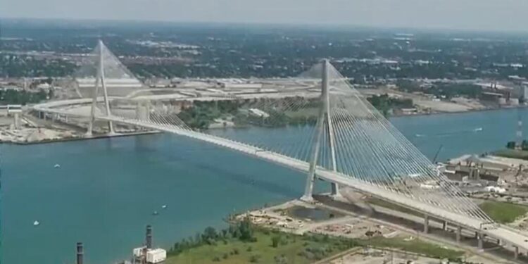 Canadá inaugura puente fronterizo sin EE.UU. por tensiones comerciales
