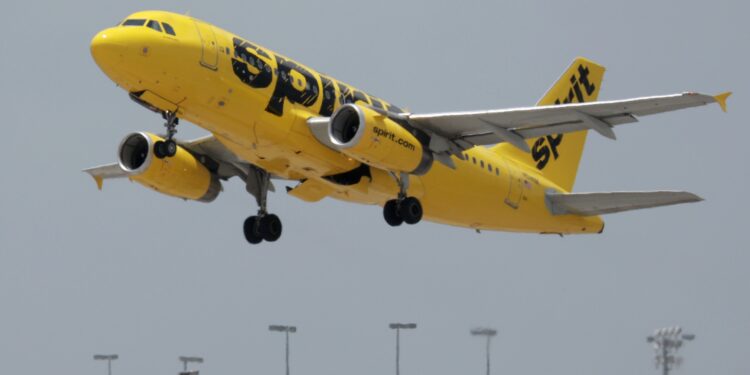Frontier Airlines expande vuelos desde Fort Lauderdale tras retiro de Spirit