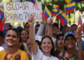 Venezuela: oposición marcha dos años después de elecciones disputadas