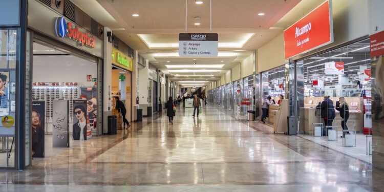 Cadena deportiva abre megatienda en Madrid: qué significa para Centroamérica