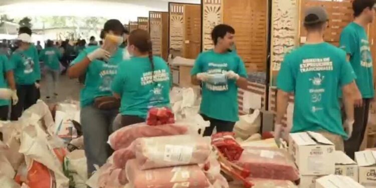 Festival cultural colombiano se convierte en centro de ayuda humanitaria