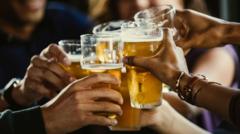 Jóvenes cambian alcohol por ansiolíticos en fiestas