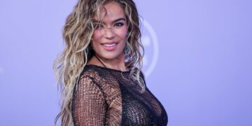 Karol G dona para víctimas del terremoto en Colombia