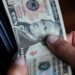 ¿Cuánto dinero necesitas para vivir bien en Estados Unidos?