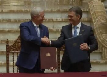 Chile y Bolivia cierran brecha diplomática tras 71 años