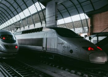 Tragedia ferroviaria en España: lección sobre infraestructura obsoleta para Centroamérica